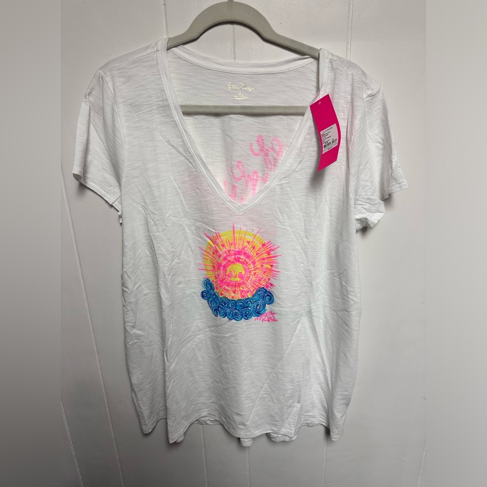 NWT! Lilly Pulitzer Light Weight Tee - Size XL